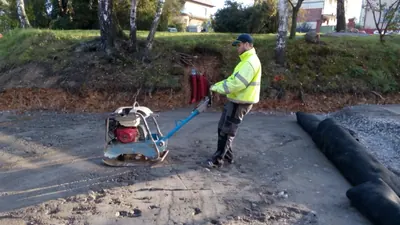 Hutnění kinety po zásypu